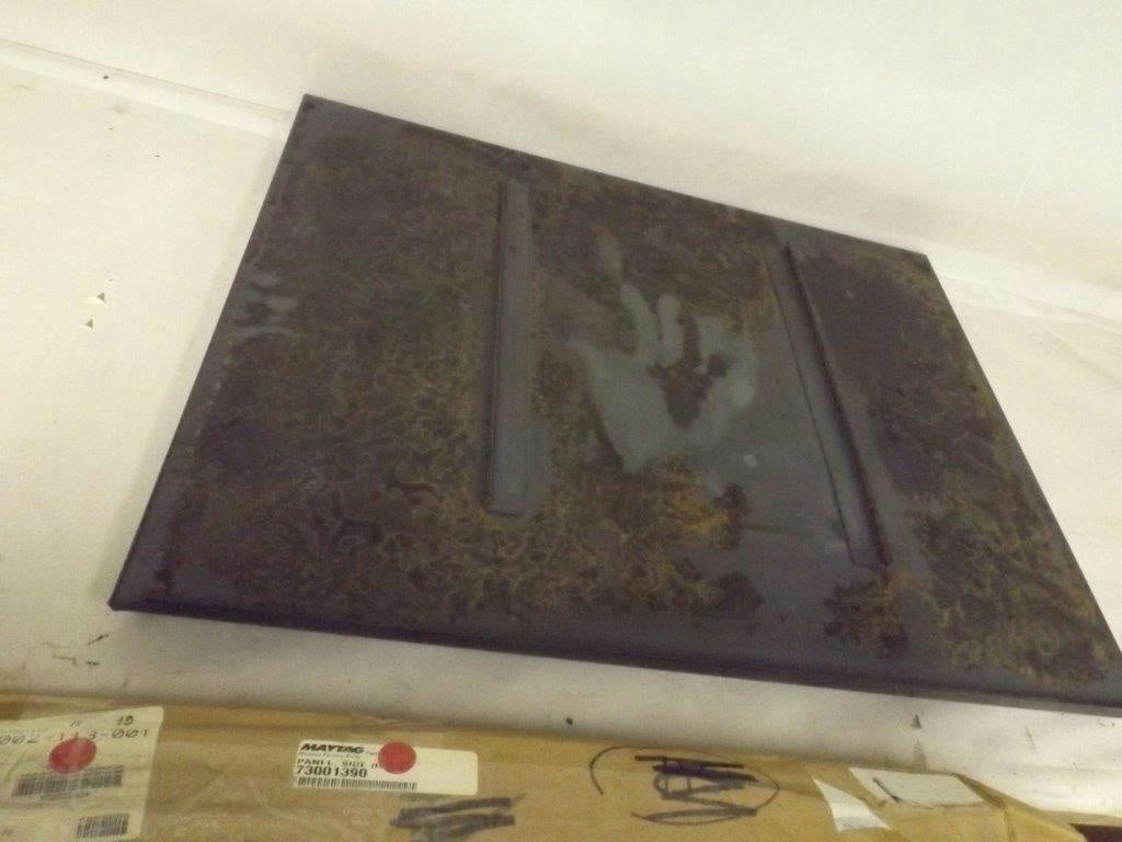 MAYTAG WHIRLPOOL STOVE 73001390 RT SIDE PANEL NEW MAYTAG WHIRLPOOL STOVE 73001390 RT SIDE PANEL NEW
